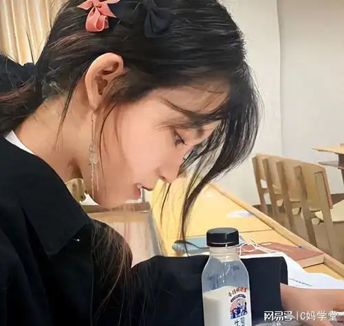 女生考研接到复试通知,发朋友圈分享喜悦却遭嘲讽,为啥