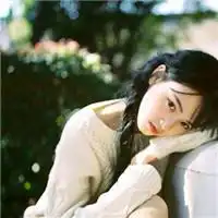 梦幻情怀的女生意境头像也许下一次我们再也不能牵对方的手