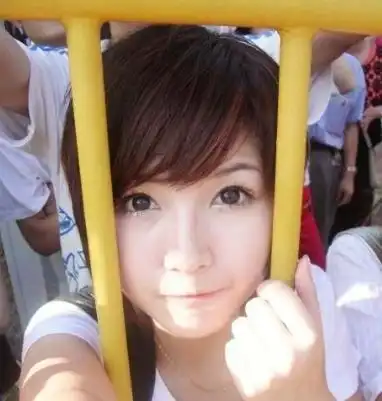 为什么总是有男人觉得女人做作,是通病还是伪装亦或者是别的什么
