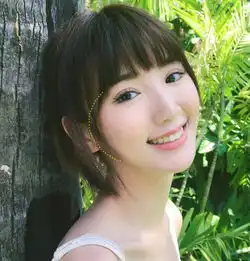 不是所有刘海都能显脸小只有c型刘海能做到唐嫣宋茜刘海新浪时尚新浪网