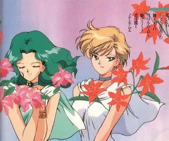 我想问问美少女战士里面有对情侣是谁,绿色长头发的跟黄色短头发的