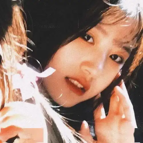 一组真人胶片女生头像,请签收