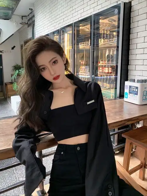 真人女生头像烂大街可爱