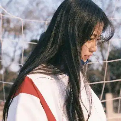 微信头像女生好看的侧脸女头像