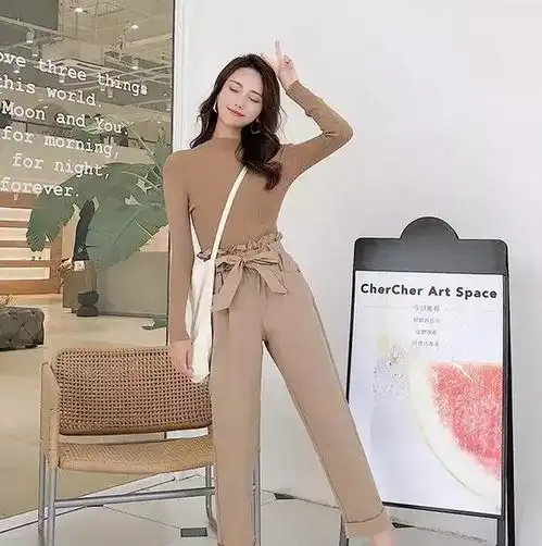 比阔腿裤更厉害的裤子来了,不仅显腰细还拉长腿