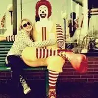 2018最潮最火女生头像欧美微信头像图片大全