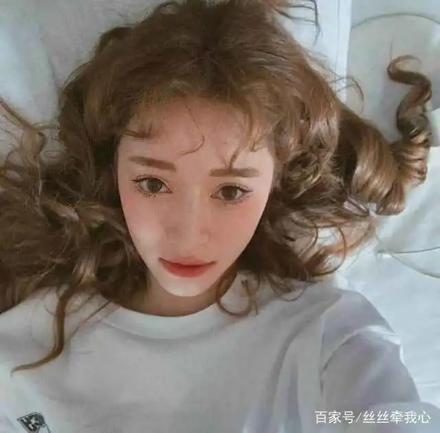 女生头发上有这四个现象,不换发型就是损失了,浑身散发自信魅力