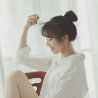 头像吸引女生的头像唯美