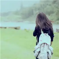 想要几张女生唯美背影的图片
