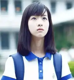 打败章泽天的第一校花,真人居然这么好看,网友最美初恋