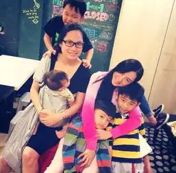 谢霆锋回应张伯芝三胎和复合本人感情稳定,只是2个孩子的爸爸