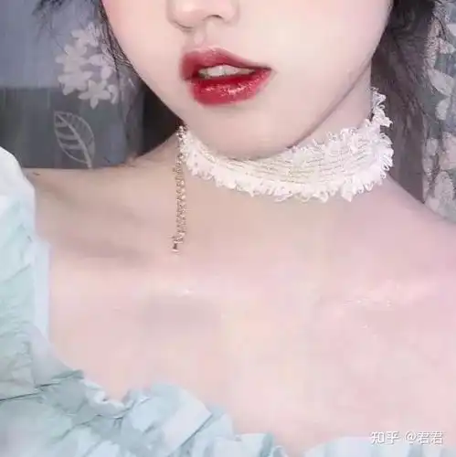 超好看的干净部位女生头像身体部位头像女生黑色御姐头像高冷部位头像女御姐