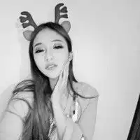 繁华逝尽不曾回眸的黑白头像