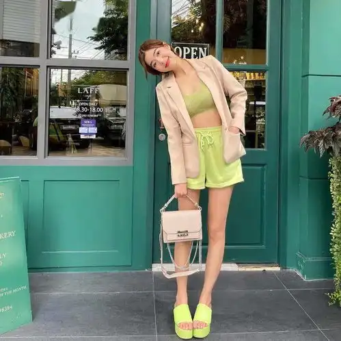 头像女纯欲风ins搭配