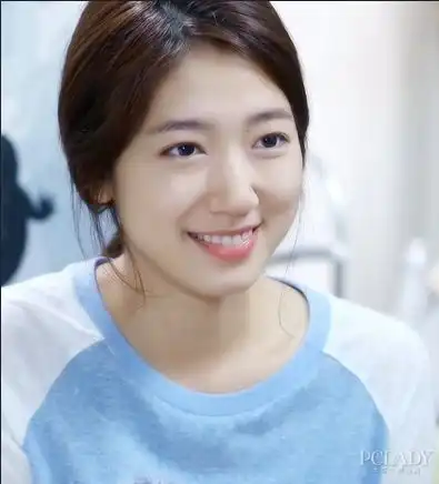 韩国女星卖萌造型引围观iu郑秀晶泫雅朴信惠宋茜裴秀智允儿