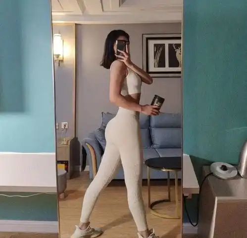 00后健身女孩超给力,体脂率21,身材怎么练出来的