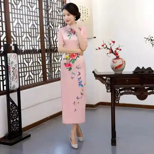 谁能将旗袍穿出蝶恋花的韵味儿自然非东方女子莫属