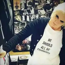 摔跤吧爸爸迪奥女权t范雨素和欢乐颂