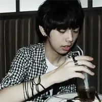 这个男生是谁啊