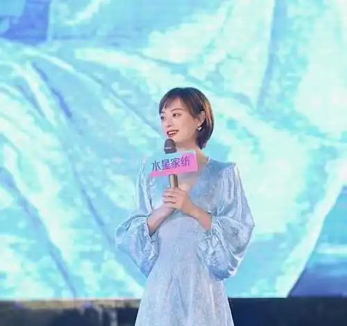 孙俪新剧演24岁少女,穿基础款留短发却一脸疲惫,看着就有38岁