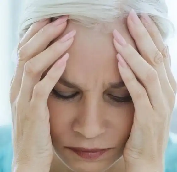 女人快要绝经时,身体或有这5个表现,提醒4555岁女性多留意