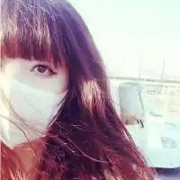 非主流女生的头像要戴口罩的