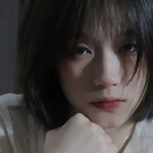 暗黑风的女生头像图片超