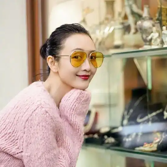 练习八年出道三周再就业比故事更有看头的是发际线