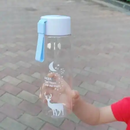 抖音头像学生女生很火