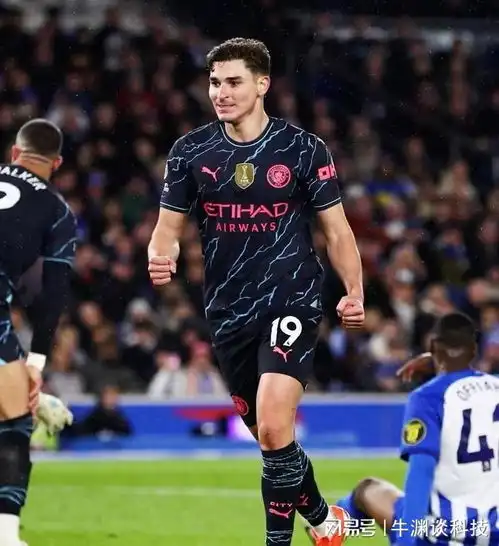 复制范佩西鱼跃冲顶德布劳内17分钟破门,这个进球既精彩更重要