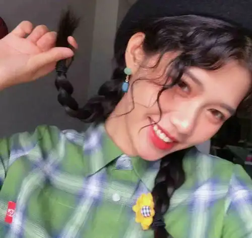 公主殿下,您头像遭多人举报,避免不适请更换仙女专属头像