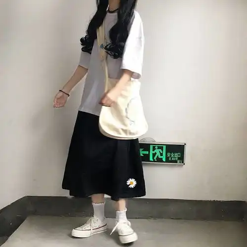 单件套装棉夏季套装女学生宽松短袖t恤小雏菊高腰半身裙两件套