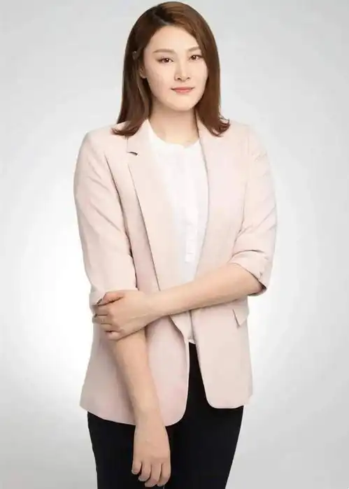 美到认不出女排重炮王一梅亮相,瘦身成功神似韩国美女金软景