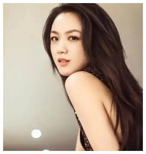 被央视拉入黑名单的5位女星,范冰冰在列,最后一位太活该