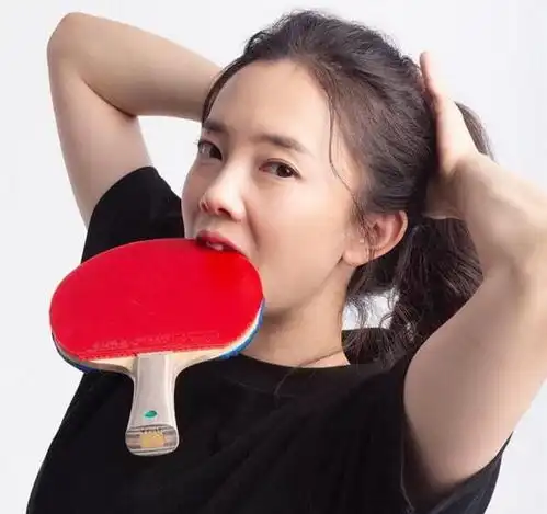 樊振东桃花运来了被韩国两个美女队员追捧,都抢着和小胖组混双