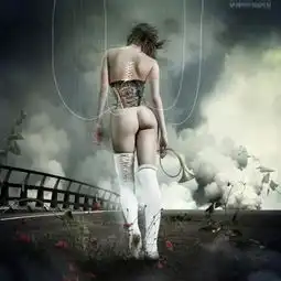 既真实又虚幻美女摄影师的奇幻世界