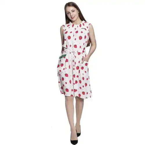 碎花连衣裙搭配图片,碎花连衣裙搭配什么鞋子好看