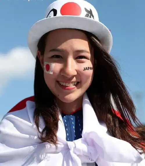 世界杯几大洲女球迷大比拼亚洲被吐槽身材差,欧美火辣女孩泛滥