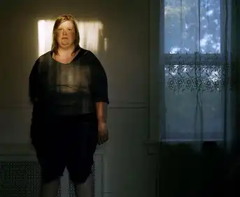 纽约女摄影师自拍肥胖生活