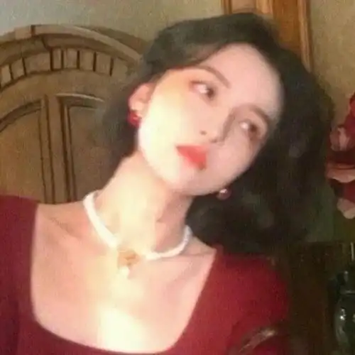 女生头像日子和我都很好