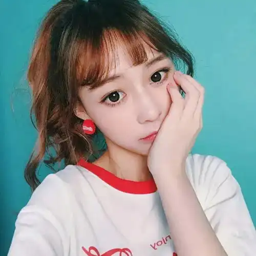 女生头像漫漫人生,有你相伴