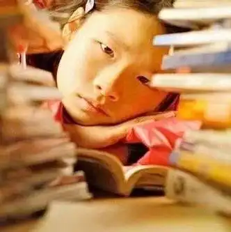 画中画头像女生带字父母