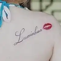 十四岁女生照片头像真人