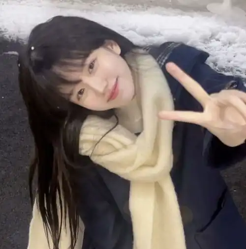 玩网姐妹必备的wechat女生头像