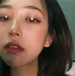 女生脸上这3处有小黑点日后必定是女神,颜值不比校花差