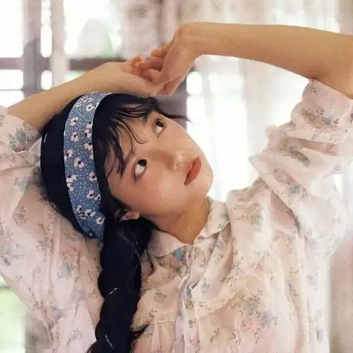 复古女生头像