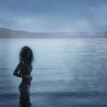 狂野与性感并存的女摄影师