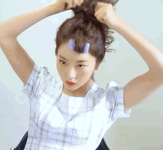 对高马尾毫无抵抗力,杨幂扎上美回少女,周也宋祖儿元气爆棚了