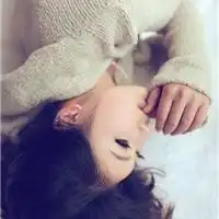 qq情侣头像,现在有个女的,要找另一个男的,拜托