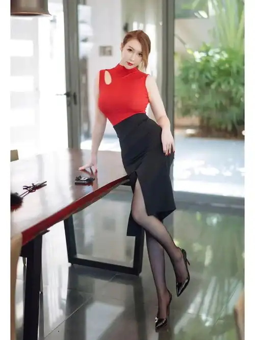 你身边没有这样霸气侧漏的女神吧